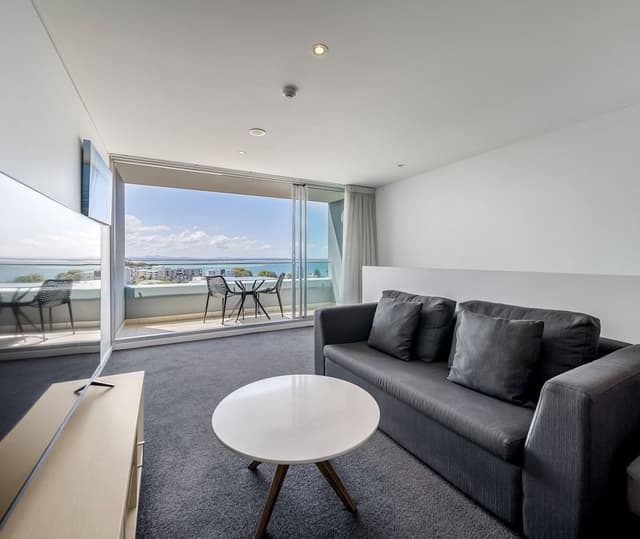 2 Bedroom Bay View