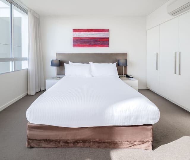 Apartment, 2 Bedrooms – Split level – Internal Staircase (Bedrooms on separate levels)
