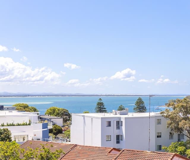 2 Bedroom Bay View