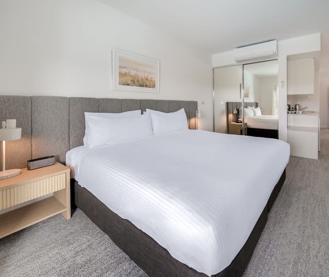 2 Bedroom Dual Key Lagoon Spa Apartment