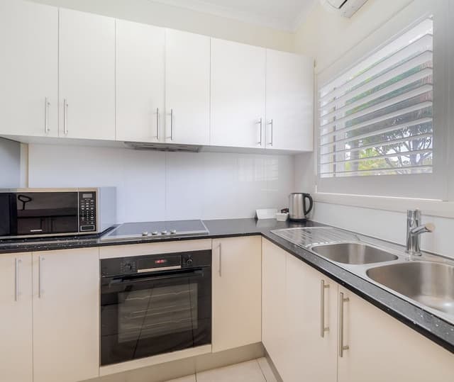 2 Bedroom Lagoon Apartment