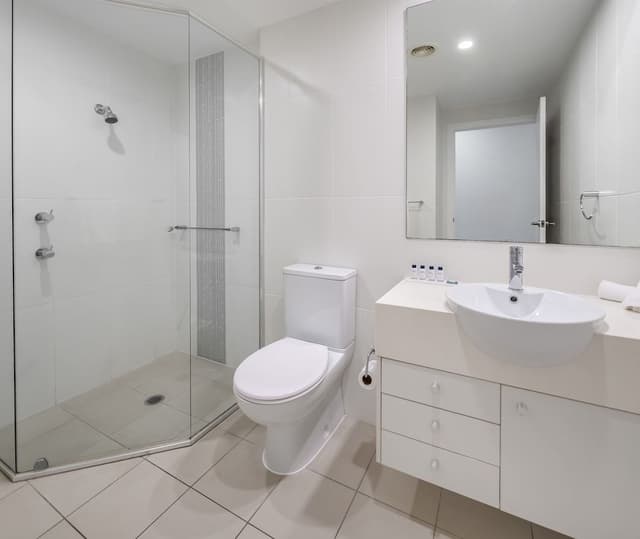 2 Bedroom Dual Key Lagoon Spa Apartment