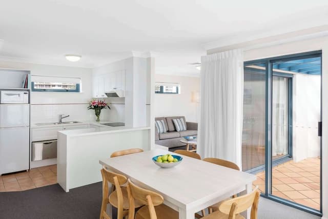 2 Bedroom Ocean View