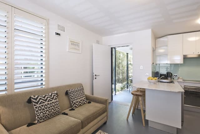 One Bedroom Apartment