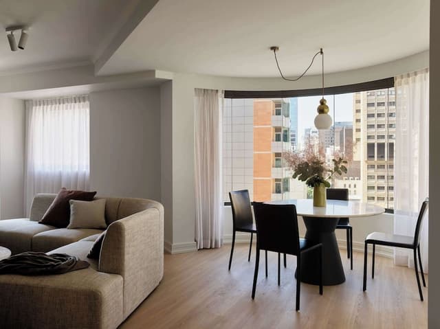 Premier Apartment, 1 Bedroom, City View (Queen)