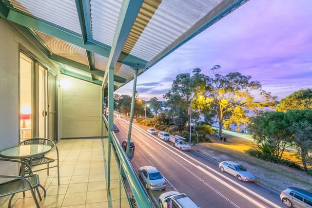 Two Bedroom Lakeview Apartment