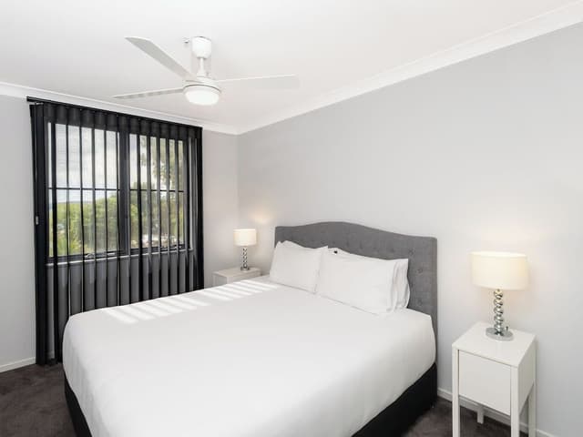 Two Bedroom Lakeview Apartment
