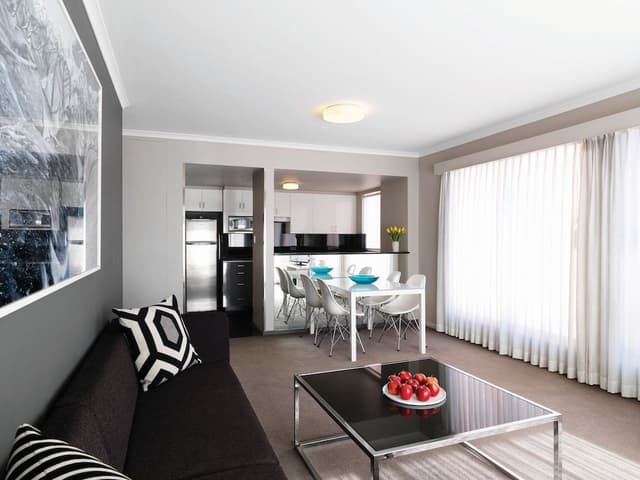 Apartment, 2 Bedrooms, City View