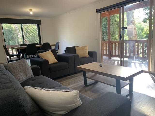 Luxury Cabin, 3 Bedrooms, River View