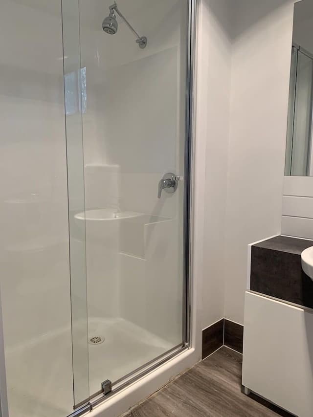 Luxury Cabin, 3 Bedrooms, River View