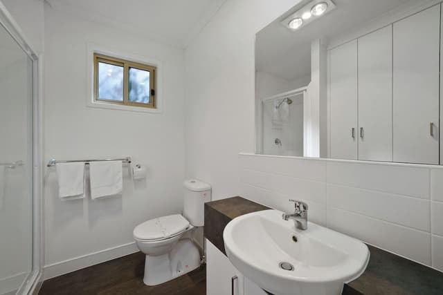 Standard Cabin, 1 Queen Bed