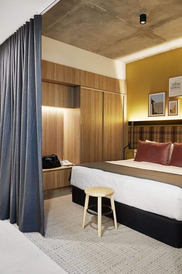 One Bedroom DDA Compliant