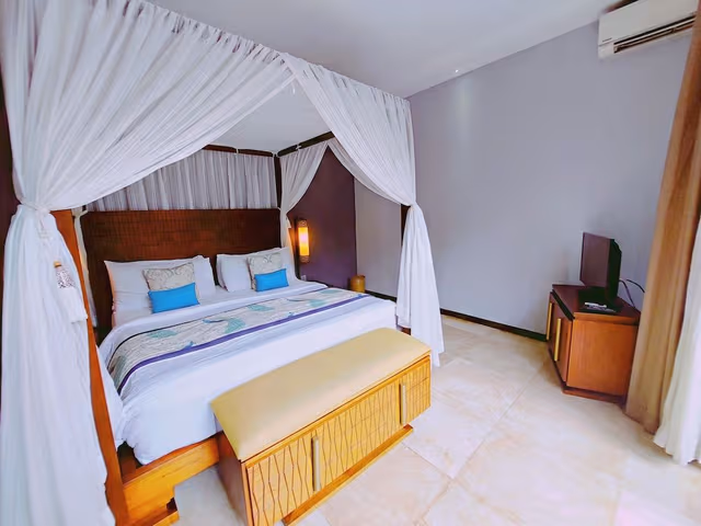 Three Bedroom Villa with Private Pool