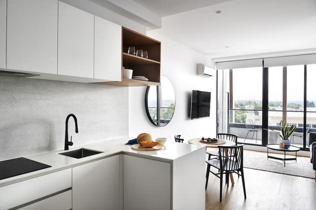 Superior One Bedroom Apartment