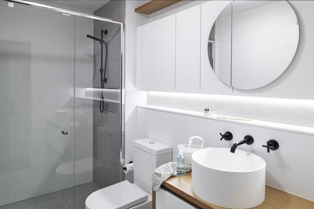 Superior One Bedroom Apartment