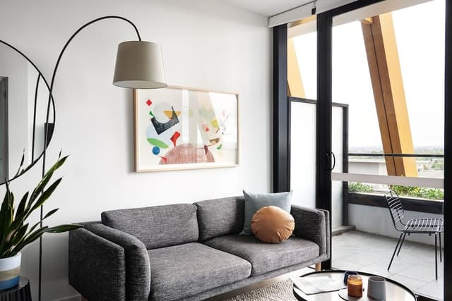 One Bedroom Apartment
