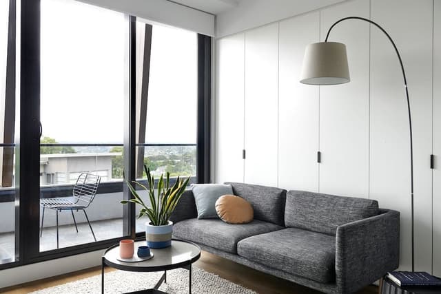 Superior One Bedroom Apartment