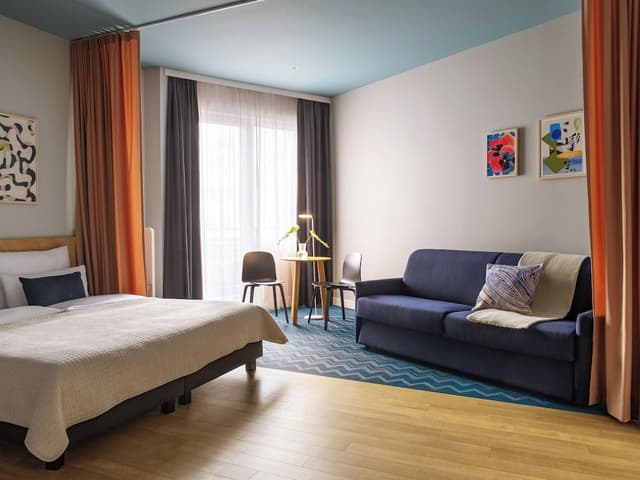 XL Studio, Kitchenette, Balcony and Sofa