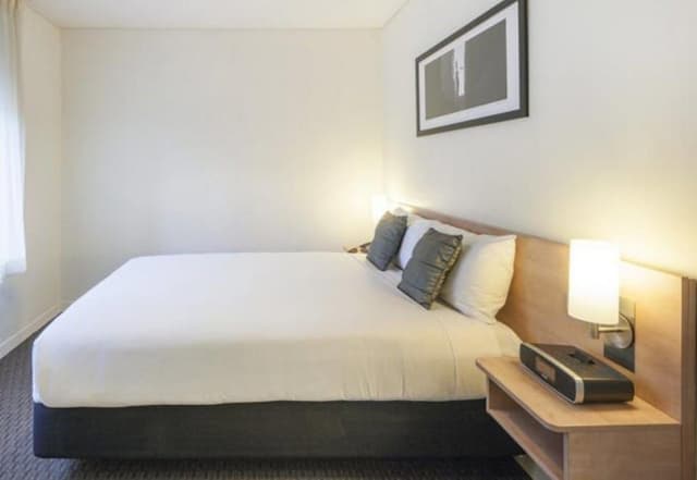 Standard Room, 1 Queen Bed
