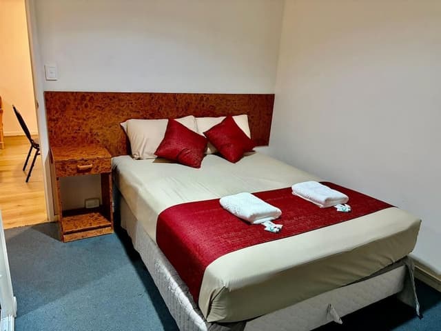 Standard Room, Non Smoking (Standard Queen)