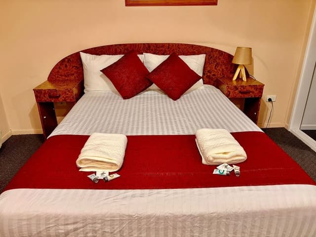 Standard Room, Non Smoking (Standard Queen)