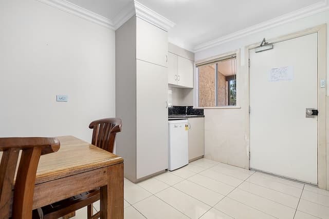 Family Studio, 1 King Bed, Kitchenette, Garden Area