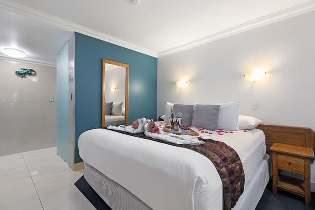 Comfort Room, 1 King Bed