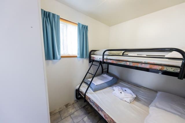 Standard Cabin