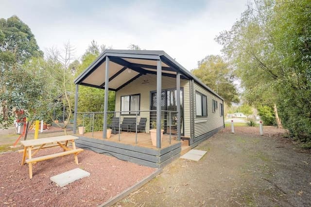 Deluxe Cabin