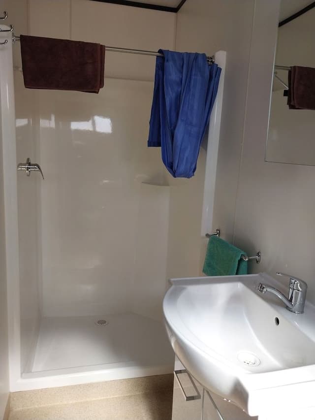 Standard Triple Room, Private Bathroom