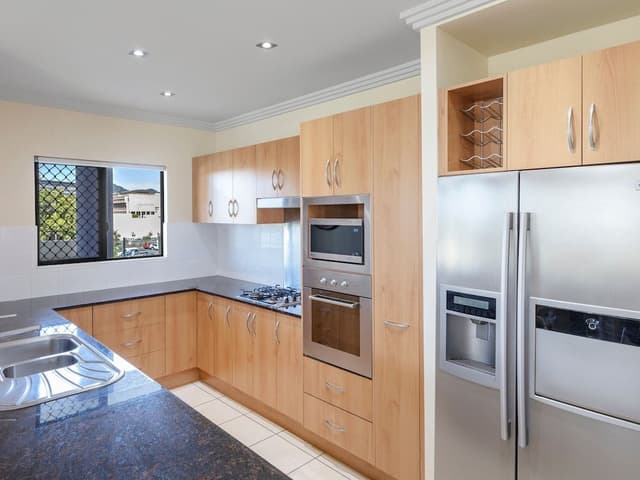 Apartment, 2 Bedrooms, Mountain View (City View)