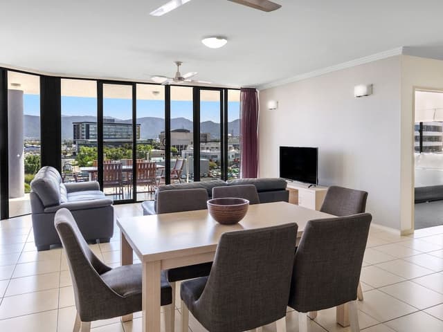 Apartment, 2 Bedrooms, Mountain View (City View)