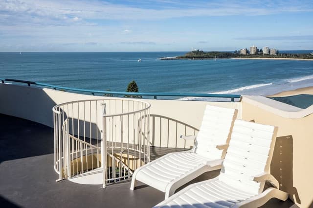 One Bedroom Rooftop
