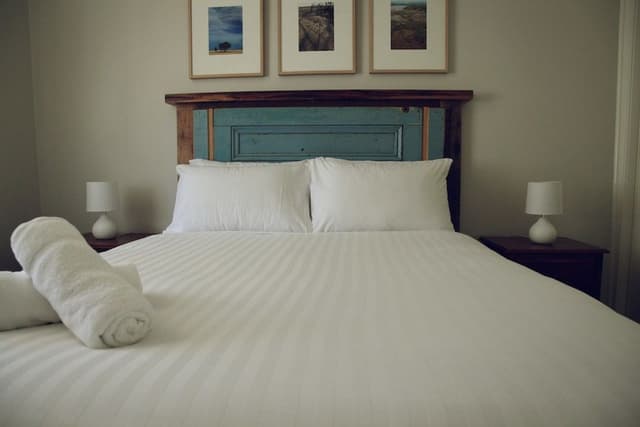 Standard Room, Shared Bathroom (Room 1)