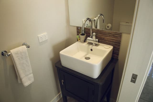 Standard Room, Shared Bathroom (Room 2)