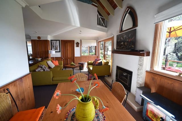 Premium Chalet, 2 Bedrooms, Mountain View, Garden Area