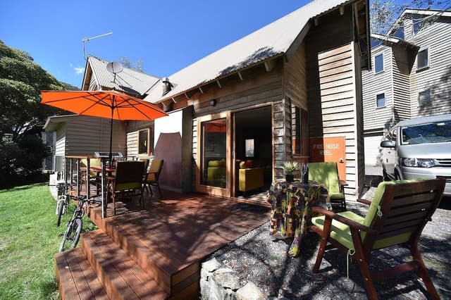 Premium Chalet, 2 Bedrooms, Mountain View, Garden Area