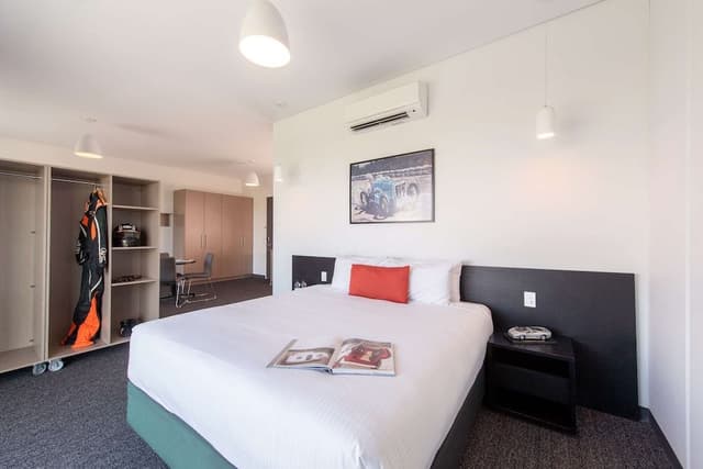 Track View Suite
