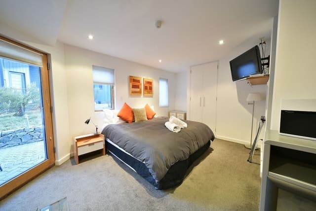 Superior Chalet, 3 Bedrooms, Mountain View, Slope side