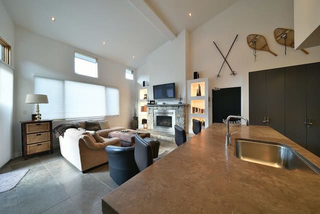 Superior Chalet, 3 Bedrooms, Mountain View, Slope side