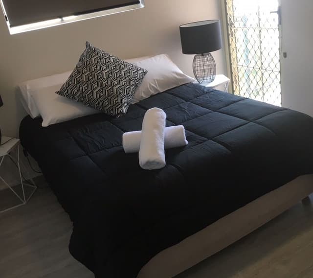 Family Apartment, 3 Bedrooms, Balcony, Beachside