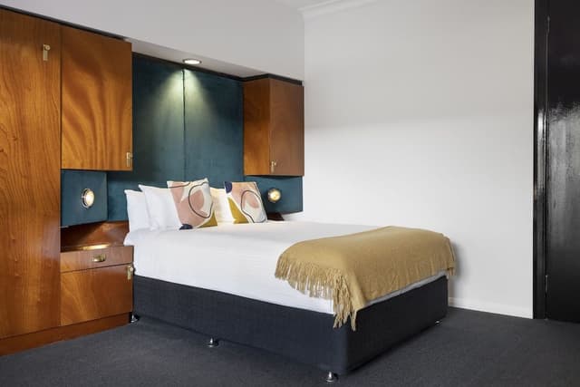 Deluxe Double Studio Apartment