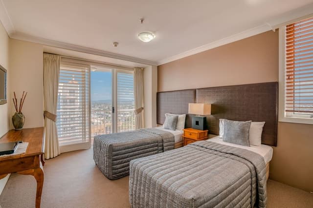 2 Bed Sub Penthouse