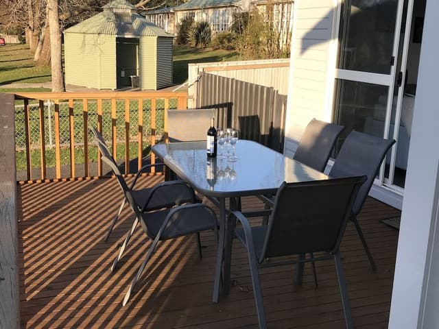 Family House, 4 Bedrooms, 2 Bathrooms, Mountain View