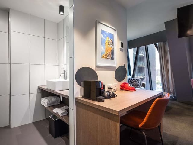Suite, 1 King Bed