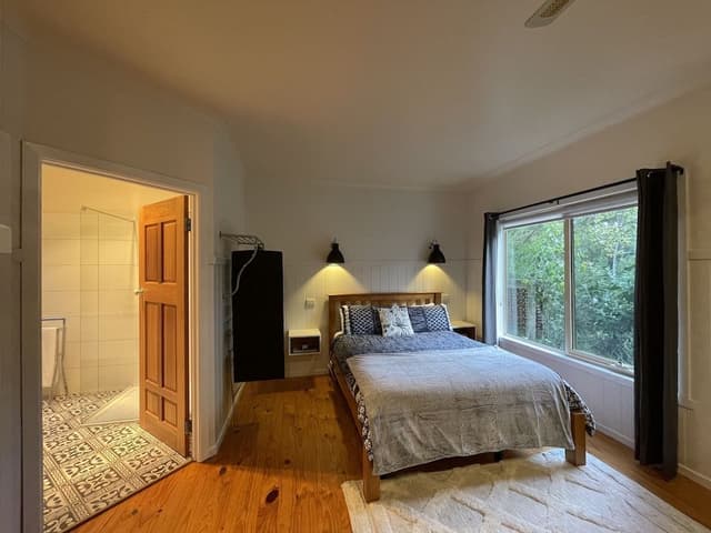 Superior Cottage
