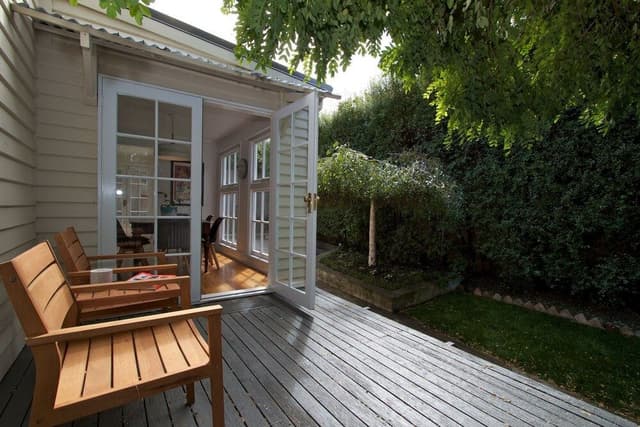 House, 4 Bedrooms, Terrace