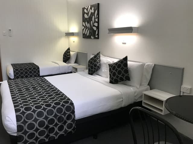 Executive Triple Room