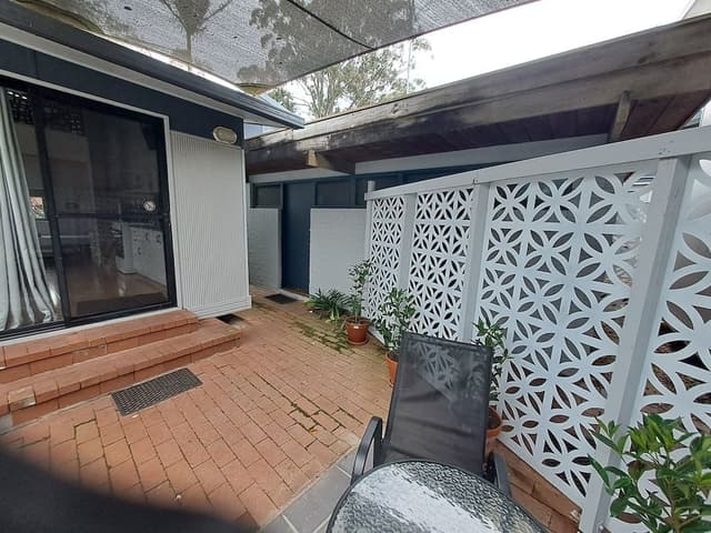 Rosella Loft - (Private External Bathroom)