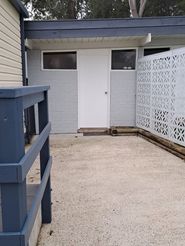 Wren Cabin - (Private External Bathroom)